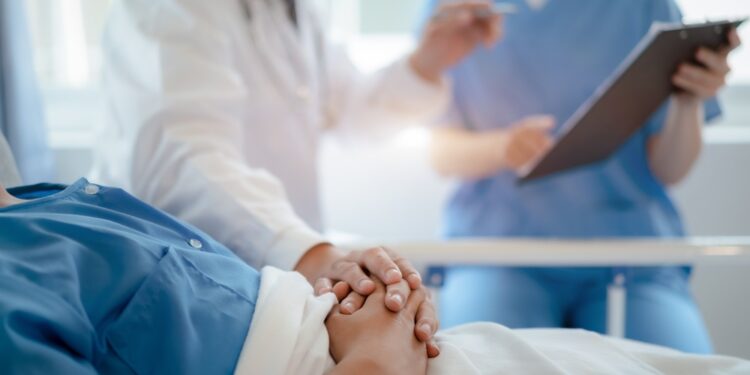 Kaulinės (avaskulinės) nekrozės (osteonekrozės) esmė, simptomai, priežastys ir gydymas