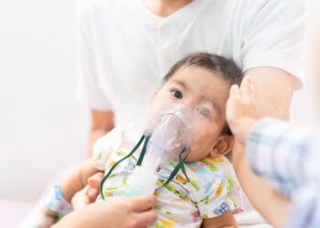 Aspiracinė pneumonija: priežastys, simptomai ir gydymas