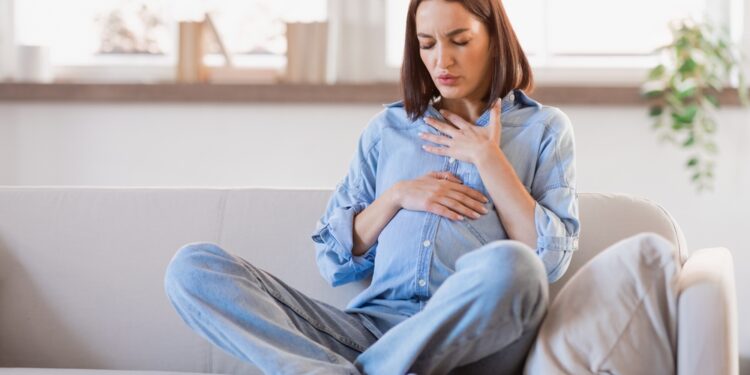 Astma ir nėštumas: rizikos, gydymas ir prevencija