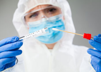 Astrovirusas: Priežastys, simptomai, diagnostika ir gydymas