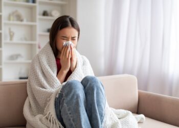 Atrofinis rinitas: apibrėžimas, priežastys ir gydymas