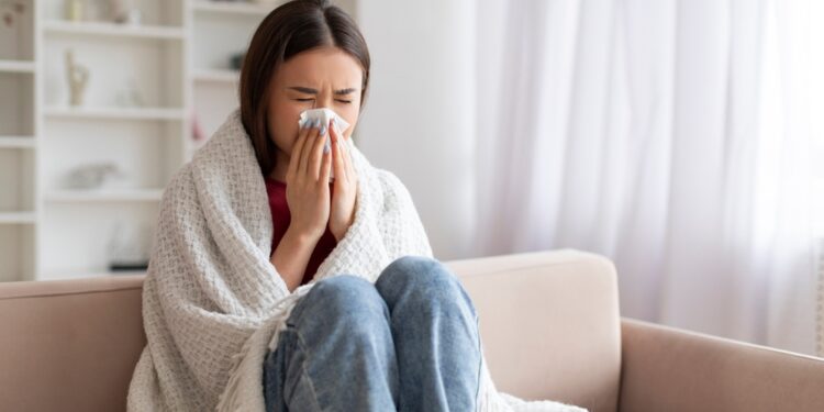 Atrofinis rinitas: apibrėžimas, priežastys ir gydymas