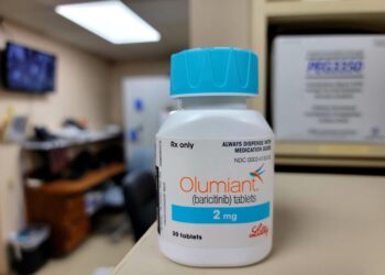 Baricitinibas: vartojimas ir šalutinis poveikis