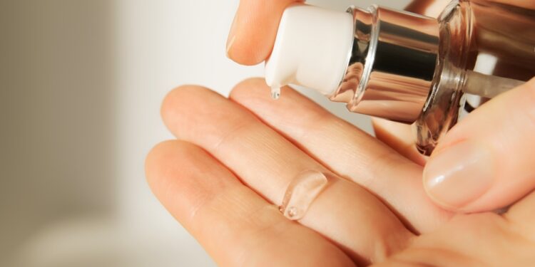 Becaplermino, rekombinantinis žmogaus PDGF odos gelis