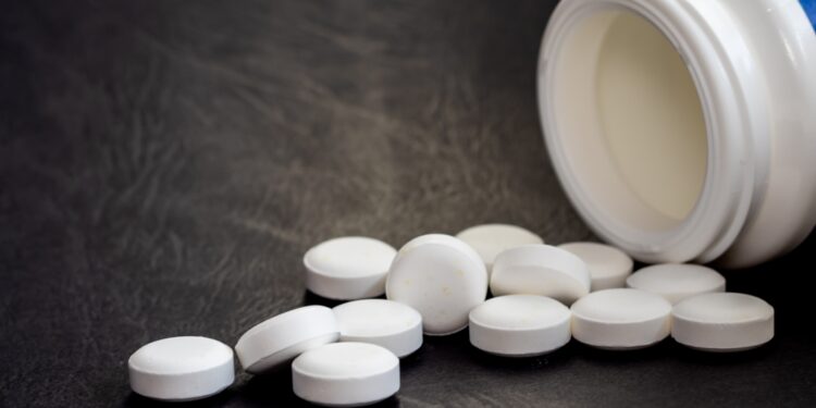 Benzhidrokodono ir paracetamolio tabletės