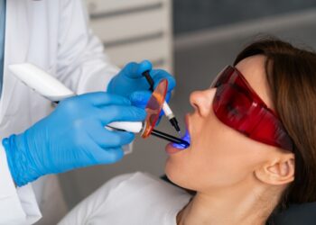 Bromfeniramino ir fenilefrino geriamasis tirpalas