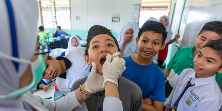 Bromfeniramino, pseudoefedrino ir dekstrometorfano geriamieji lašai