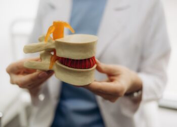 Centrinio kanalo sindromas: kas tai, simptomai ir gydymas