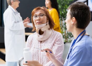 Gimdos kaklelio displazija: priežastys, simptomai, diagnozė ir gydymas