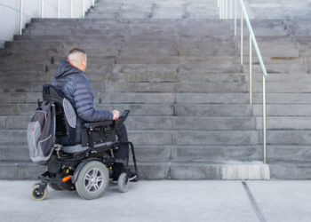 Įgimta raumenų distrofija (ĮRD): Kas tai ir kokie simptomai