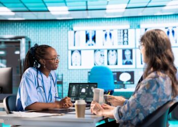 Kolageno kraujagyslių ligos: simptomai, priežastys ir gydymas