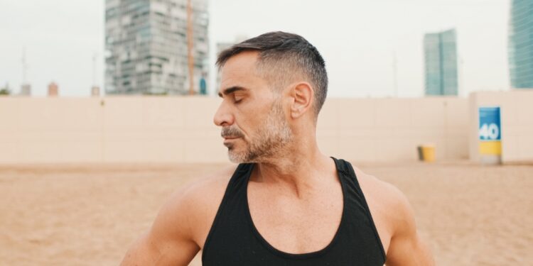 Kaklo raumenų distonija: kas tai, priežastys, simptomai ir gydymas