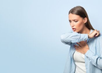 Lengvoji pneumonija: kas tai, priežastys, simptomai ir gydymas