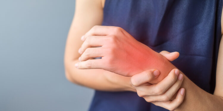 De Kerveno tenosinovitas: simptomai ir gydymas