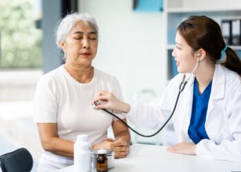 Endokarditas: simptomai, priežastys ir gydymas