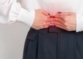 Plonosios žarnos uždegimas (enteritas): apibrėžimas, simptomai, priežastys ir gydymas