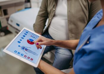 Širdies angiosarkoma: simptomai ir prognozė