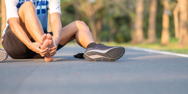 Mazginis fascitas: patogenezė, priežastys ir gydymas