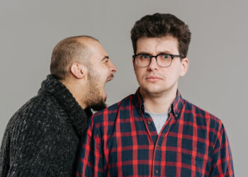 Mikrotija: simptomai, priežastys ir gydymas