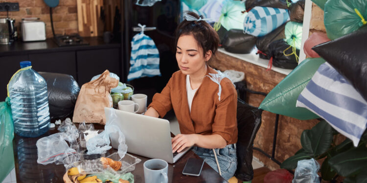 Daiktų kaupimo sutrikimas: kas tai, priežastys, simptomai ir gydymas