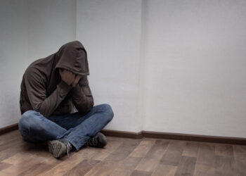 Somatinių simptomų sutrikimas: kas tai, simptomai ir gydymas