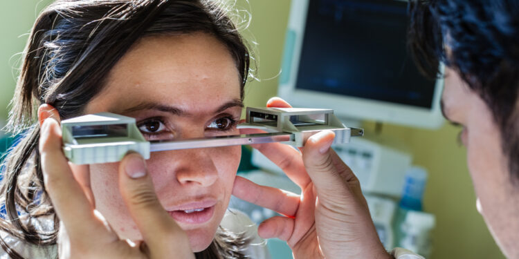 Leberio paveldimoji optinė neuropatija (LHON): priežastys ir gydymas