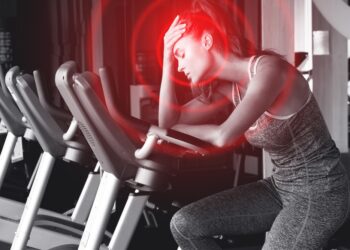 Fizinių pastangų sukeliami galvos skausmai: priežastys, simptomai ir gydymas