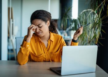 Akių migrena: kas tai, priežastys, simptomai ir gydymas