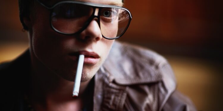 Lūpų vėžys: simptomai, stadijos ir gydymas