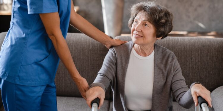 Klubo sąnario keitimas: kada vėl atsistosite ant kojų