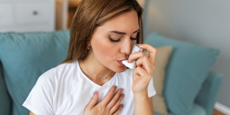 Profesinė astma: priežastys, simptomai ir gydymas