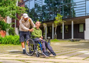 Kompleksinės pagalbos sergant išsėtine skleroze priemonių rinkinys