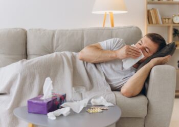 Gripas (influenza): priežastys, simptomai, rūšys ir gydymas