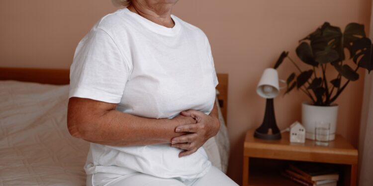 Pilvaplėvės mezotelioma: stadijos, simptomai ir priežastys