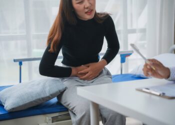 Kur jaučiamas dirgliosios žarnos sindromo (DŽS) skausmas?