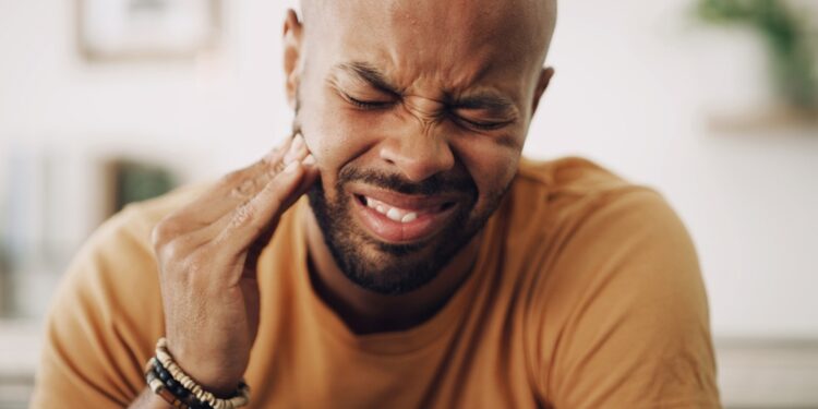 Impaktuoti dantys: tipai, simptomai ir gydymas