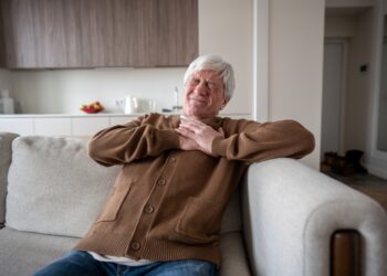 Stemplės spazmai: simptomai, priežastys, gydymas ir vaistai