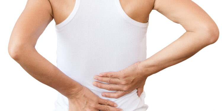 Lordozė (įlinkęs nugarkaulis): tipai, priežastys ir simptomai