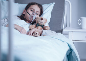 Kaip cistinė fibrozė veikia kaulų apykaitą?