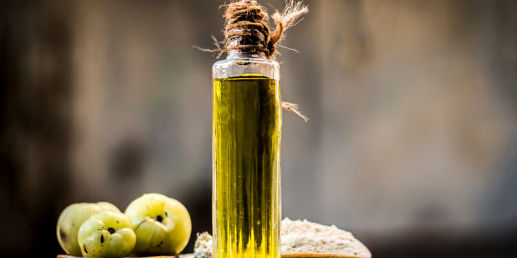 Ar Amla aliejus skatina greitesnį plaukų augimą?