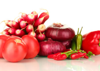 11 raudonų daržovių, naudingų sveikatai