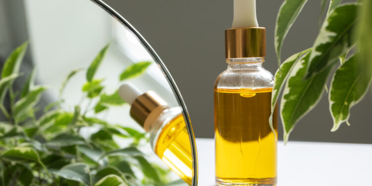 Ar galima naudoti vitamino E aliejų randams?