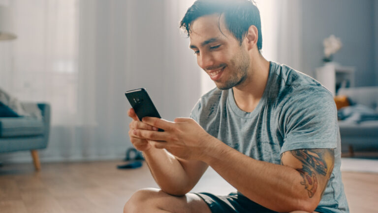 Ar galima sportuoti po tatuiruotės?