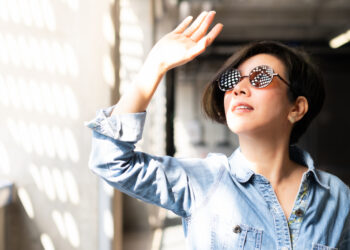 Ar akiniai nuo saulės padeda išvengti kataraktos?