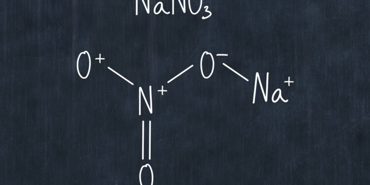 Ar natrio nitratas kenkia sveikatai?
