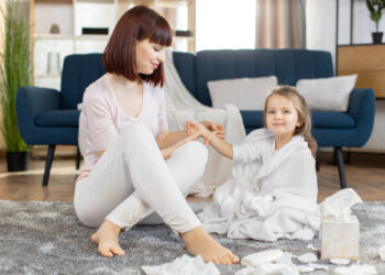 Vienas žingsnis pirmyn: kaip pasidaryti drėgną tvarstį egzemai prižiūrėti