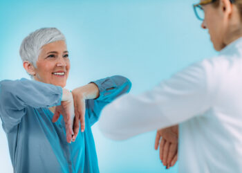 Kuris gydytojas gydo riešo kanalo sindromą?