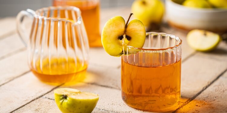 Obuolių sidro actas apgamų šalinimui