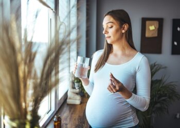 Acetaminofenas: informacija apie vartojimą nėštumo ir žindymo laikotarpiu