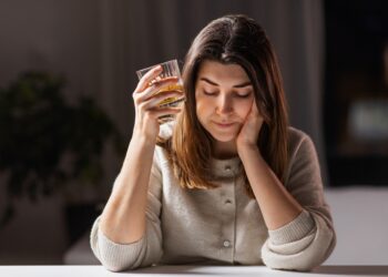 Opinis kolitas ir alkoholis